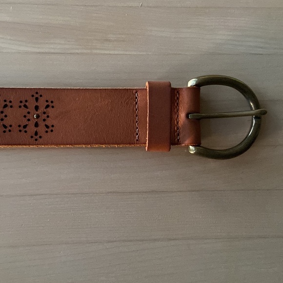 Lucky Brand Leather Belt - Picture 16 of 16